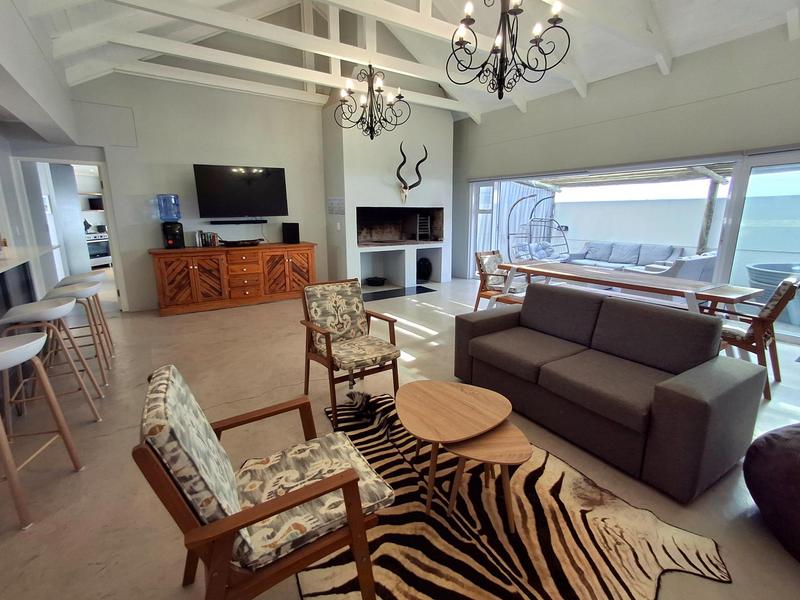 4 Bedroom Property for Sale in Britannia Bay Western Cape